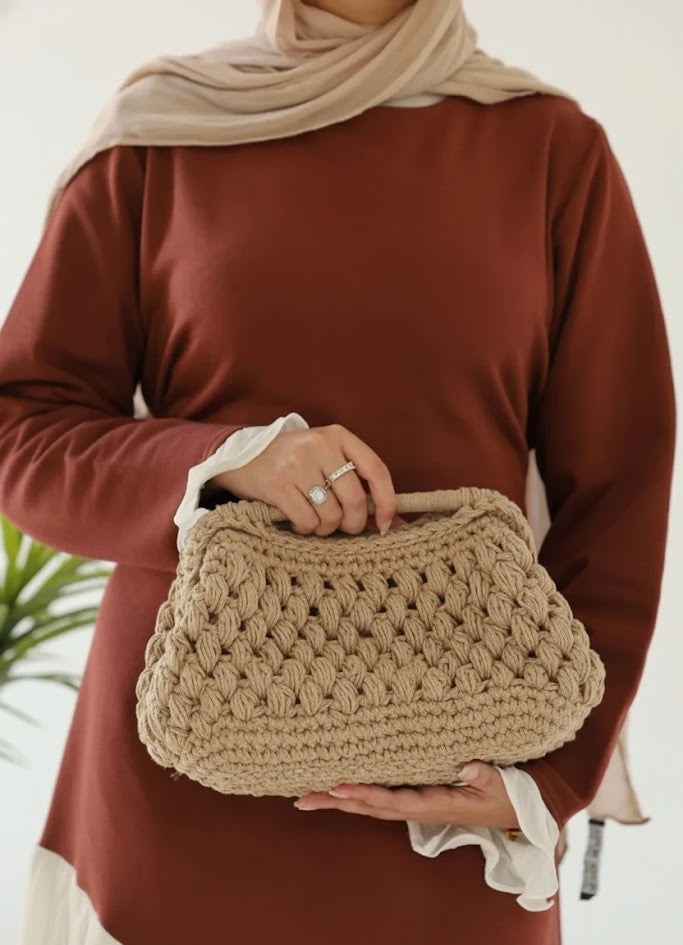 Crochet clutch bag